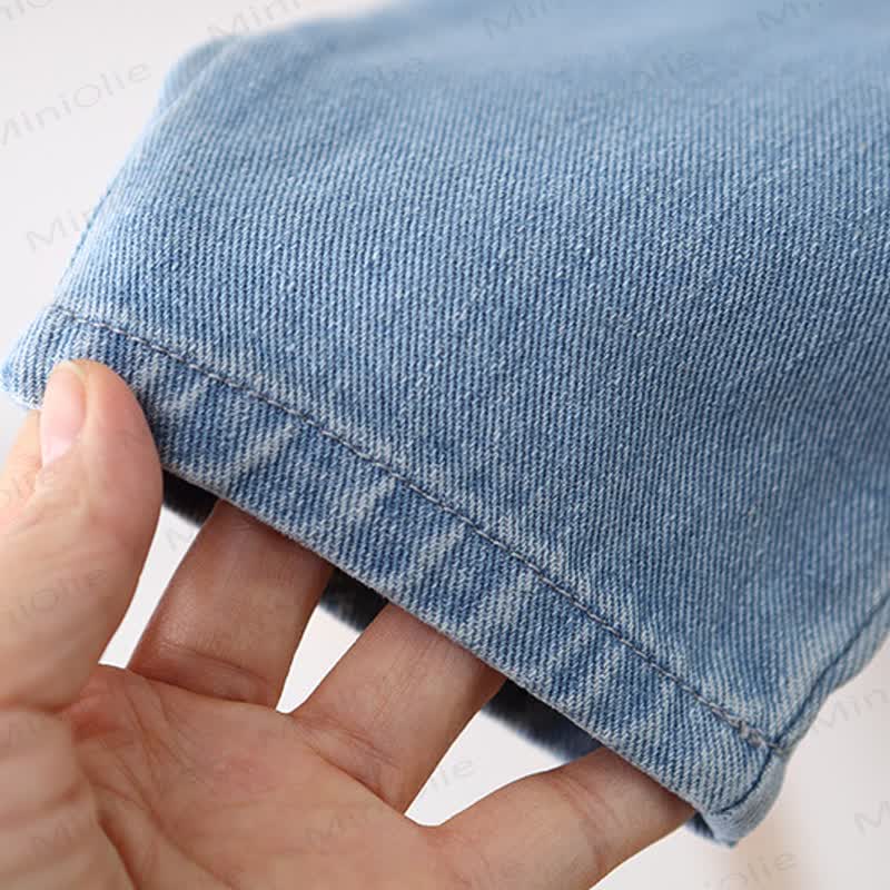 Salopette in denim con fiori per bambina - image 9